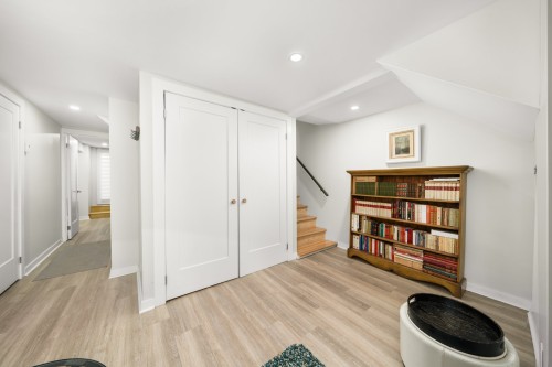 Sous-sol - 2413 Av. West Hill, Montréal (Côte-Des-Neiges/Notre-Dame-De-Grâce), QC 
