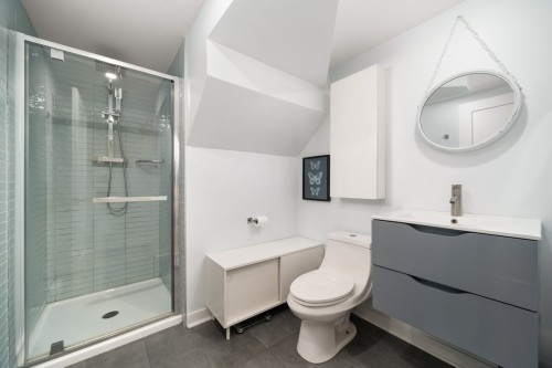 Salle de bains - 2413 Av. West Hill, Montréal (Côte-Des-Neiges/Notre-Dame-De-Grâce), QC 