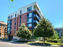 608-2480 Rue des Nations Montréal (Saint-Laurent), QC H4R 0J9