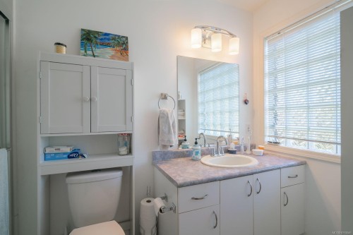 #401-355 Stewart Ave, Nanaimo, BC 