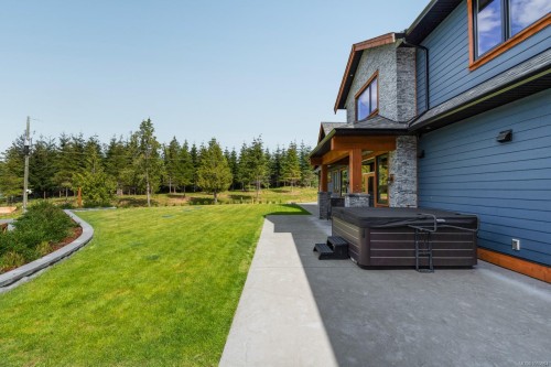 2833 Woodcroft Pl, Shawnigan Lake, BC 
