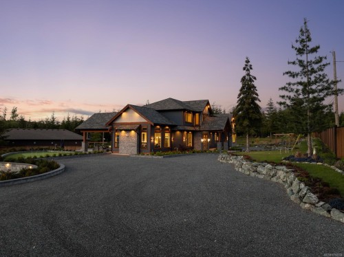 2833 Woodcroft Pl, Shawnigan Lake, BC 