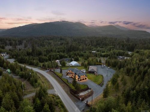 2833 Woodcroft Pl, Shawnigan Lake, BC 