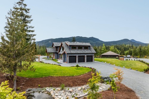 2833 Woodcroft Pl, Shawnigan Lake, BC 