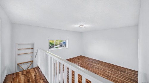 1857 Hillcrest Ave, Saanich, BC 