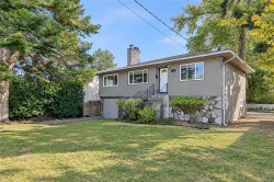 1711 Christmas Ave Saanich, BC V8P 2X9