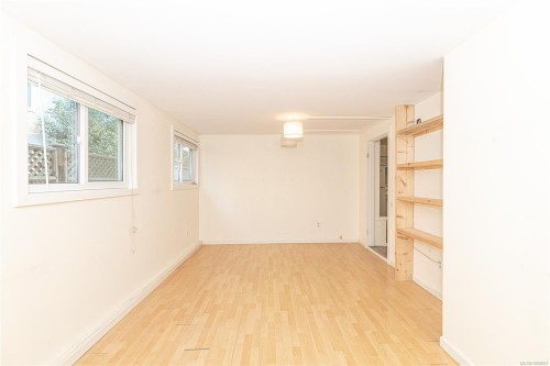1711 Christmas Ave, Saanich, BC 
