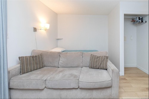 #101-827 North Park St, Victoria, BC 