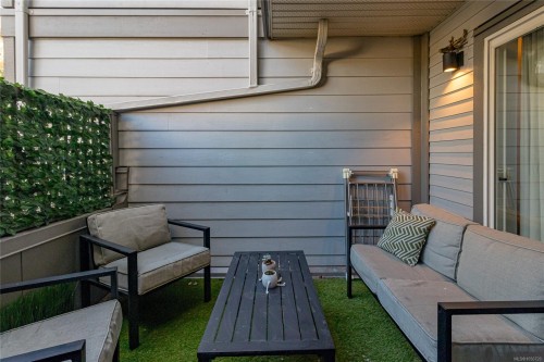 #101-827 North Park St, Victoria, BC 
