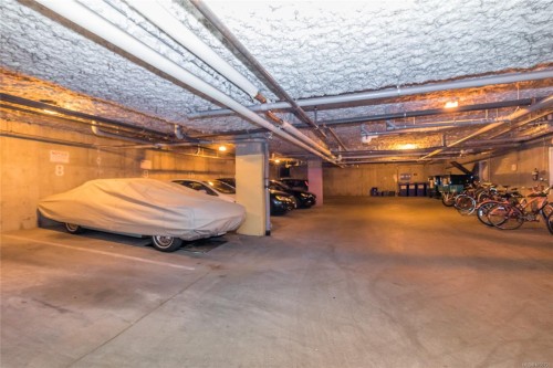#101-827 North Park St, Victoria, BC 