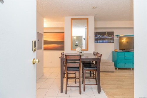 #101-827 North Park St, Victoria, BC 
