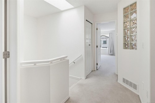 #604-288 Eltham Rd, View Royal, BC 