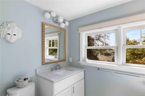 1461 Derby Rd, Saanich, BC 