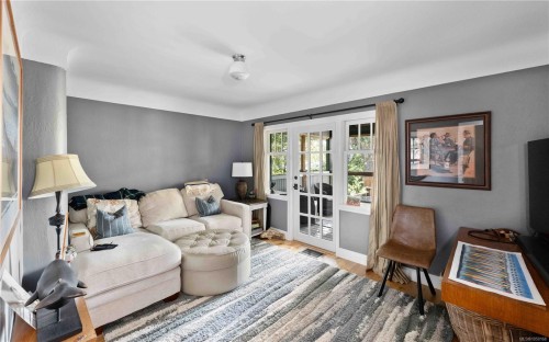 1461 Derby Rd, Saanich, BC 