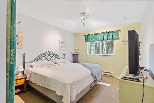 661 Millstream Lake Rd, Highlands, BC 
