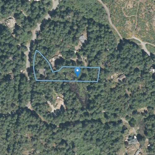 661 Millstream Lake Rd, Highlands, BC 