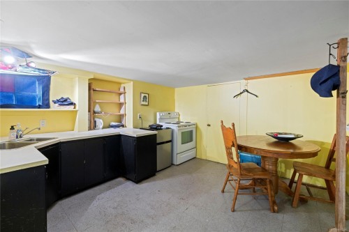 147 Victoria Rd, Nanaimo, BC 