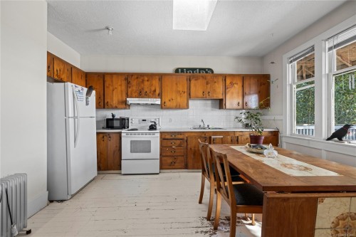 147 Victoria Rd, Nanaimo, BC 