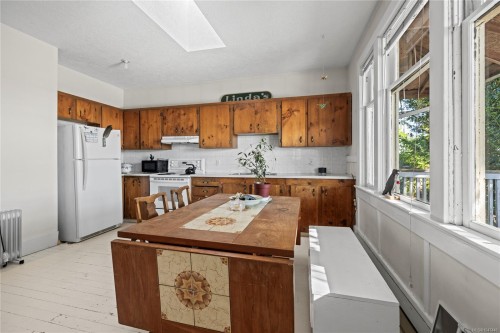 147 Victoria Rd, Nanaimo, BC 