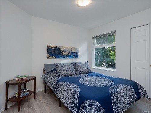 #301-837 Selkirk Ave, Esquimalt, BC 