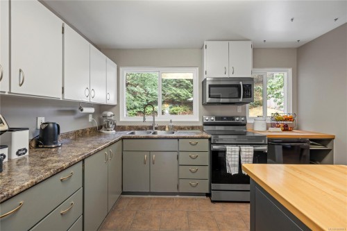 3645 Sunrise Pl, Nanaimo, BC 