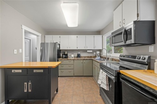 3645 Sunrise Pl, Nanaimo, BC 