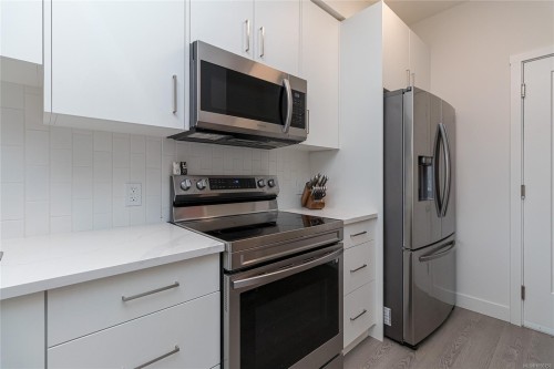 #207-707 Treanor Ave, Langford, BC 