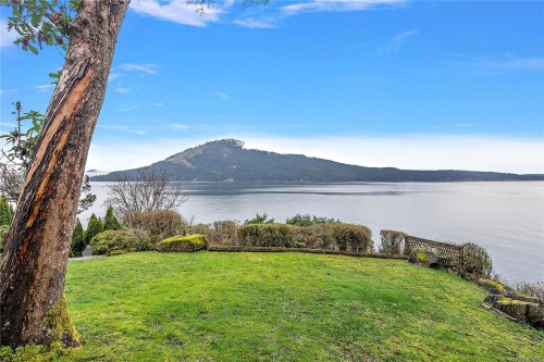 976 Lands End Rd, North Saanich, BC 