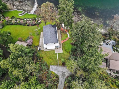 976 Lands End Rd, North Saanich, BC 
