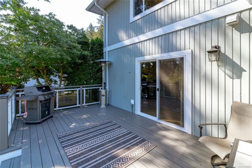 779 Menawood Pl, Saanich, BC 