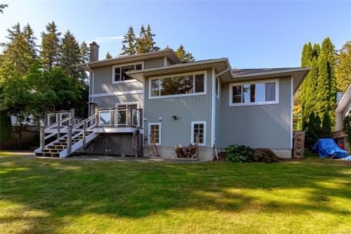 779 Menawood Pl, Saanich, BC 