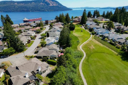 574 Cedar Cres, Cobble Hill, BC 