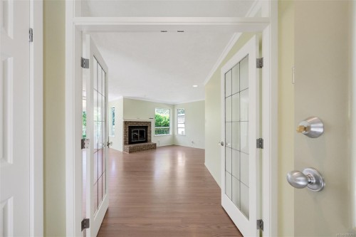 574 Cedar Cres, Cobble Hill, BC 