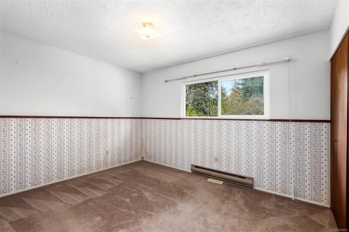 1456 Dogwood Ave, Comox, BC 