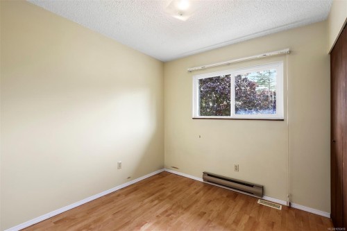 1456 Dogwood Ave, Comox, BC 