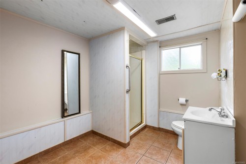 1456 Dogwood Ave, Comox, BC 