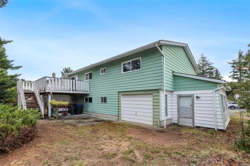 1456 Dogwood Ave, Comox, BC 
