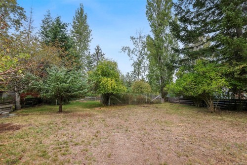 1456 Dogwood Ave, Comox, BC 
