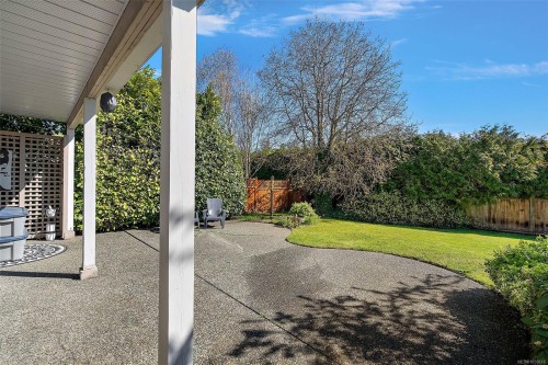 10347 Bowerbank Rd, Sidney, BC 