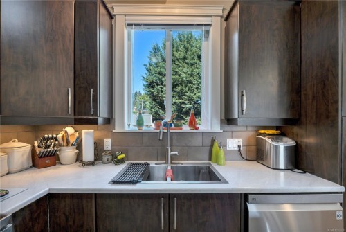 #3-3101 Cliffs Rd, Duncan, BC 