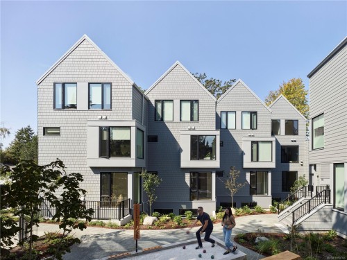 #3-909 Redfern St, Victoria, BC 