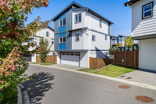 2728 Celestial Crt, Langford, BC 