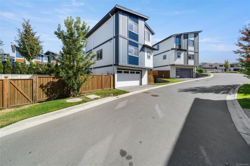 2728 Celestial Crt, Langford, BC 