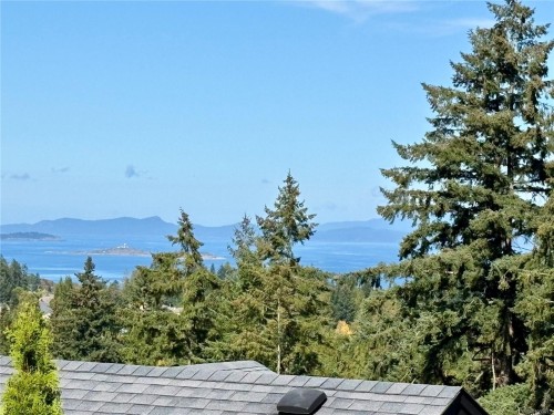 5739 Bradbury Rd, Nanaimo, BC 