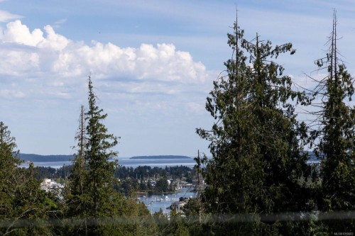 10900 Greenpark Dr, North Saanich, BC 
