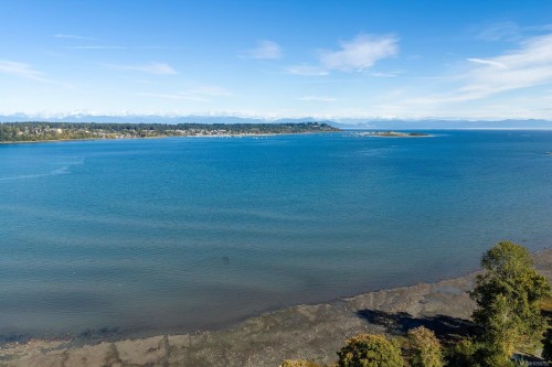 3632 Island Hwy South, Courtenay, BC 