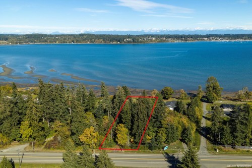 3632 Island Hwy South, Courtenay, BC 
