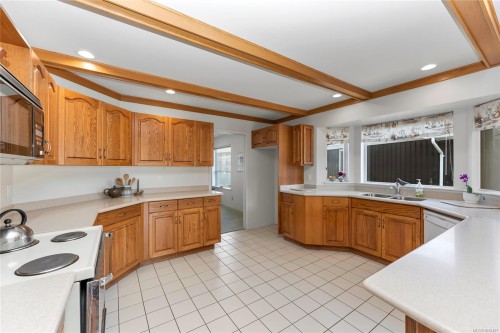 3673 Arbutus Dr North, Cobble Hill, BC 
