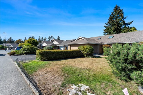 3673 Arbutus Dr North, Cobble Hill, BC 