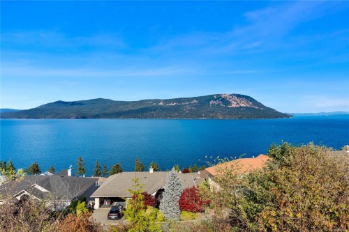 3673 Arbutus Dr North, Cobble Hill, BC 